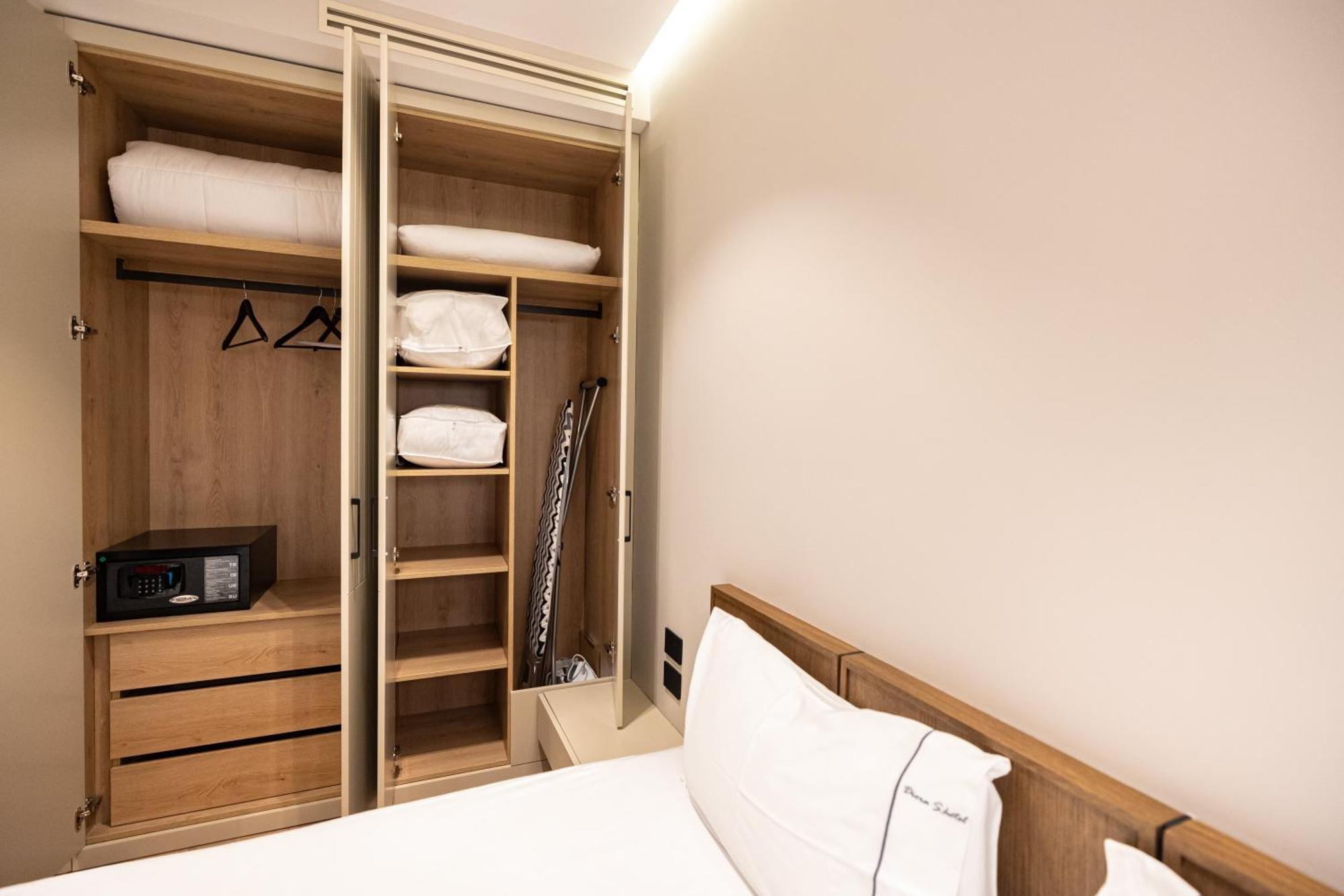 Diora'S Hotel And Apartments Влёра Номер фото